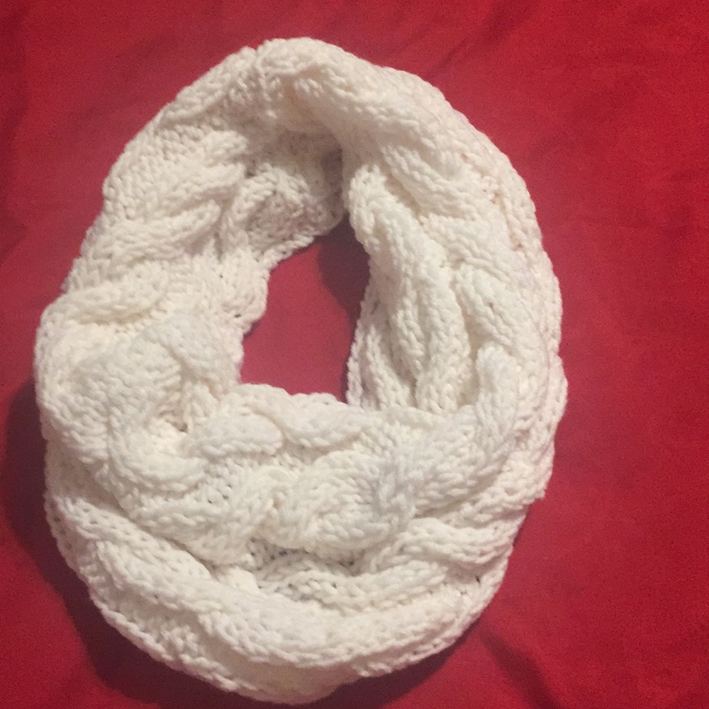❄️Women’s Infinity scarf ❄️